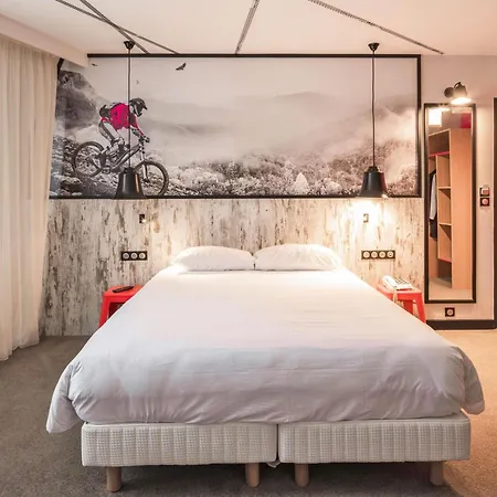 Ibis Styles Dinan Centre Ville Exterior photo